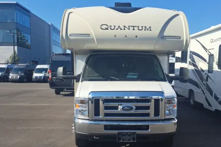 Menouar Thor Motor Coach Quantum  RQ29 Classe C