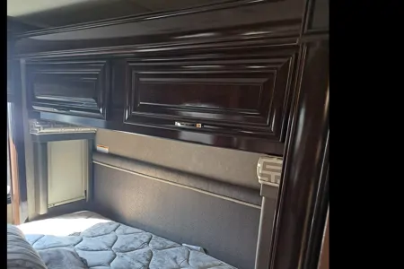 Menouar Thor Motor Coach Quantum  RQ29 Classe C