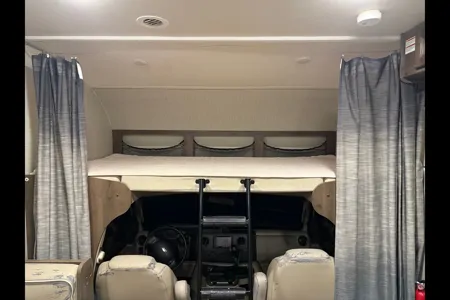 JJ’s Jayco RedHawk Class C