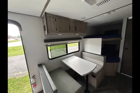 25 foot Bunk house Travel Trailer