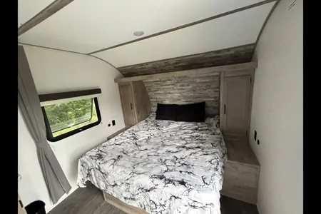 25 foot Bunk house Travel Trailer