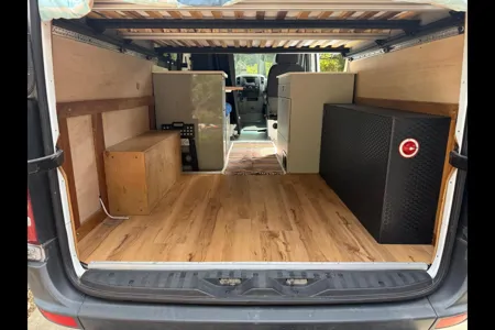 LazyJack's Sprinter Campervan