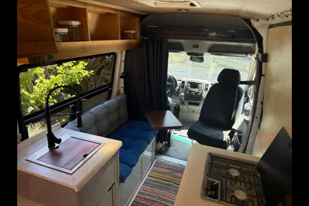 LazyJack's Sprinter Campervan