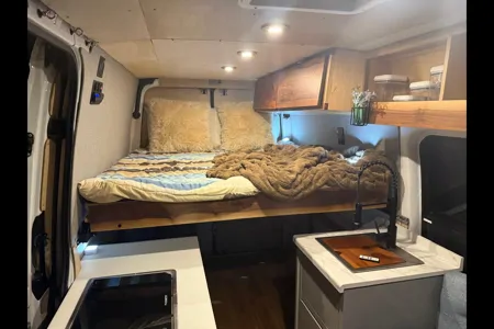 LazyJack's Sprinter Campervan