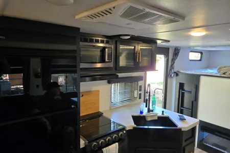 Robert's Forest River Cherokee Limited  Travel Trailer