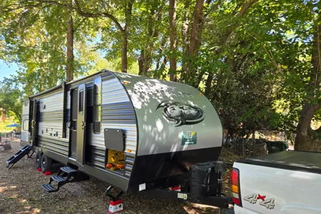Robert's Forest River Cherokee Limited  Travel Trailer
