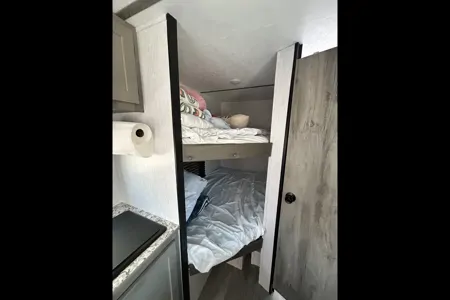 Barnett Bungalow II - 21BT Travel Trailer