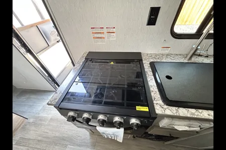 Barnett Bungalow II - 21BT Travel Trailer