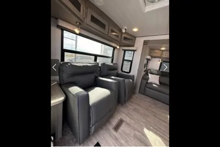 2025 Arctic Fox 32A - FOUR SEASONS RV