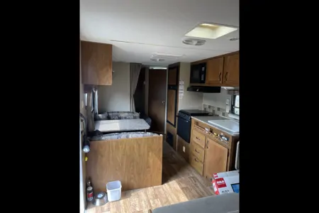 Randall's Outdoors RV 26F Back Country Travel Trailer