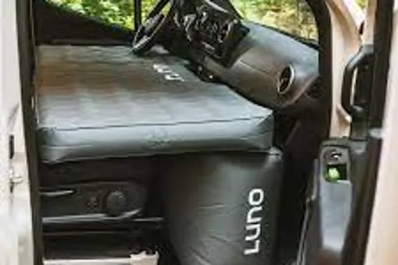 Monica's Thor Motor Coach Rize 18M Class B