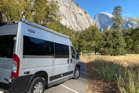 Monica's Thor Motor Coach Rize 18M Class B