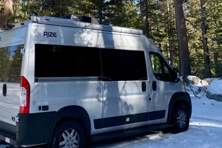 Monica's Thor Motor Coach Rize 18M Class B