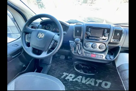 21 Ft Winnebago 59G Class B