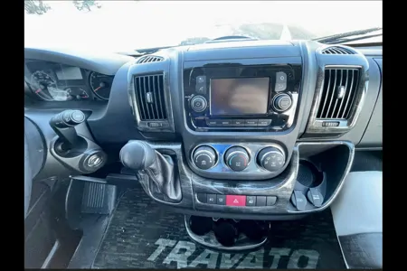 21 Ft Winnebago 59G Class B