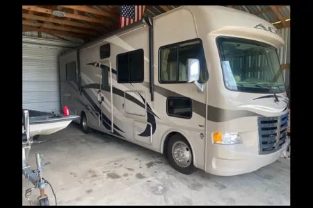 Dan's Thor Motor Coach Ace 29.2 Class A