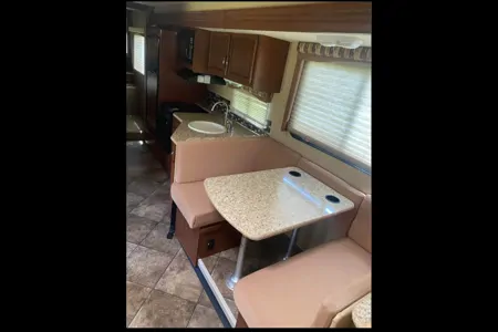 Dan's Thor Motor Coach Ace 29.2 Class A