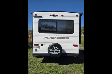 Michael's Forest River Avenger 16 RD Travel Trailer