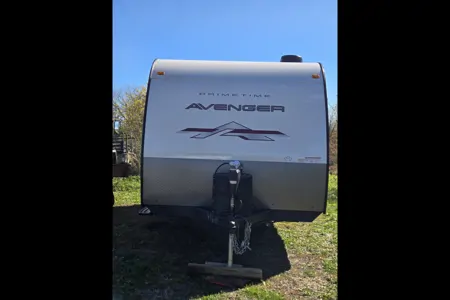 Michael's Forest River Avenger 16 RD Travel Trailer
