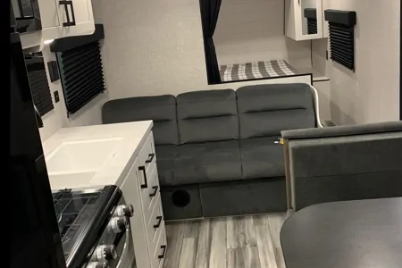 Snowbird Winter Rental! 2025 Jayco 260bh Travel Trailer With Solar!