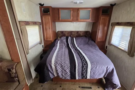 Scott's Northwood Manufacturing Nash 25ft bunkhouse Travel Trailer