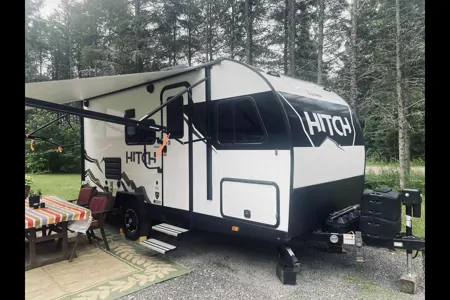 Simon & Anne Forest River Hitch Travel Trailer