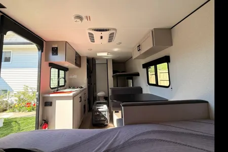 Eric's Jayco 2026 featherlite Travel Trailer