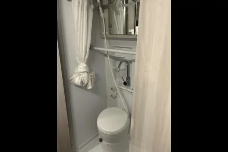 Annie Thor Motor Coach Tranquility Classe B