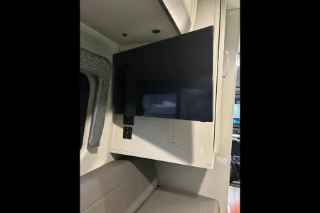 Annie Thor Motor Coach Tranquility Classe B