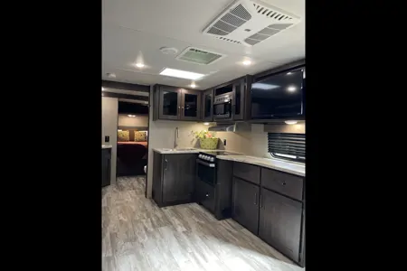 Fireside RV Memory Maker – Family Bunkhouse