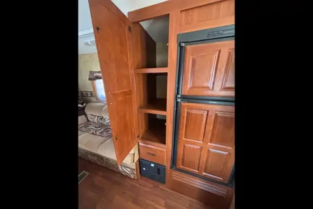 Keystone Outback Toy Hauler Series M-230, RV