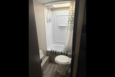Caleb 's Keystone 26’ Hideout Travel Trailer