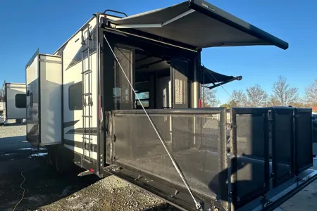 Nor Cal RV Rental Grand Design Momentum Toy Hauler