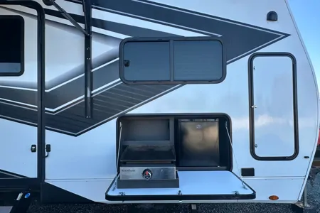 Nor Cal RV Rental Grand Design Momentum Toy Hauler