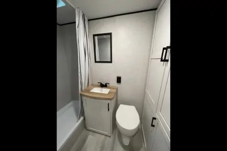 **NEW** Lightweight Travel Trailer - Sleeps 3