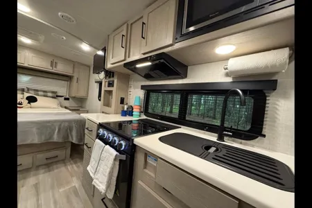 The Wilderness Wagon Flagstaff Micro Lite 21FBRS