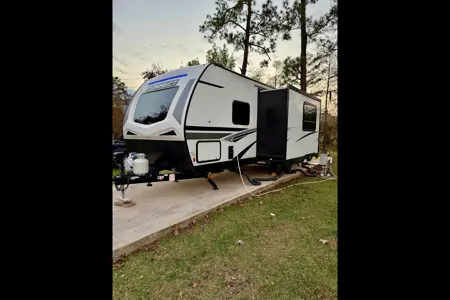 Jeremy's KZ connect 251bhk