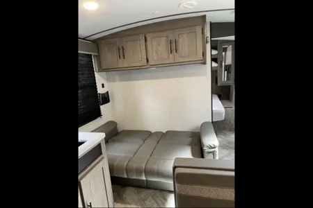 Thomas's Keystone SG260BH Travel Trailer