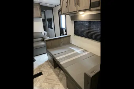 Thomas's Keystone SG260BH Travel Trailer