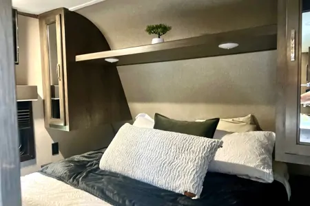 Gorgeous Jayco Flight SLX Travel Trailer