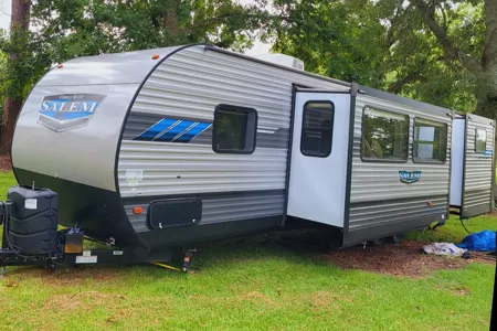 Forest River Salem 31kqbts Travel Trailer Rolling Retreat