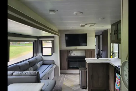 Forest River Salem 31kqbts Travel Trailer Rolling Retreat