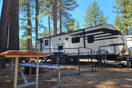 Cozy Couple's Retreat
