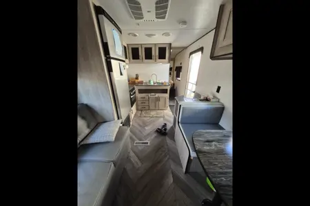 Heartland- Prowler 240RB Travel Trailer