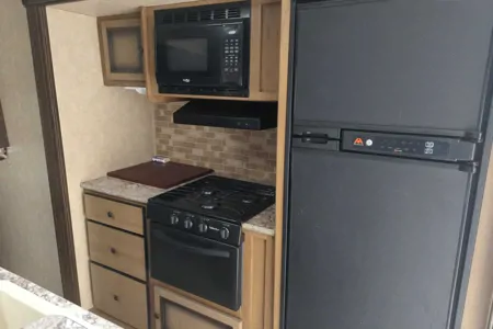 Crystal's Cruiser Radiance Travel Trailer