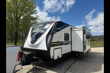 Laurentiu's Grand Design Imagine 2400BH Travel Trailer