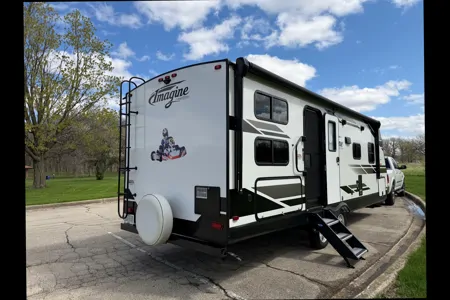 Laurentiu's Grand Design Imagine 2400BH Travel Trailer