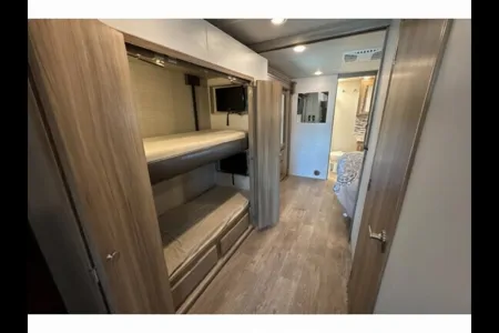 2017 Jayco Precept 36T – Spacious Motorhome for Families & Groups