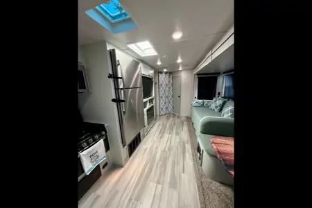 Rosa's Winnebago 3033BH Travel Trailer