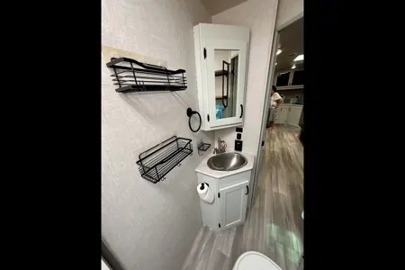 Rosa's Winnebago 3033BH Travel Trailer
